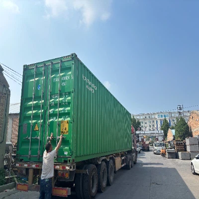 Един контейнер с 40 фута, изпратен до Русия днес!